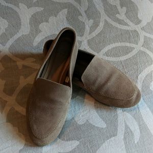 Suede everyday shoes